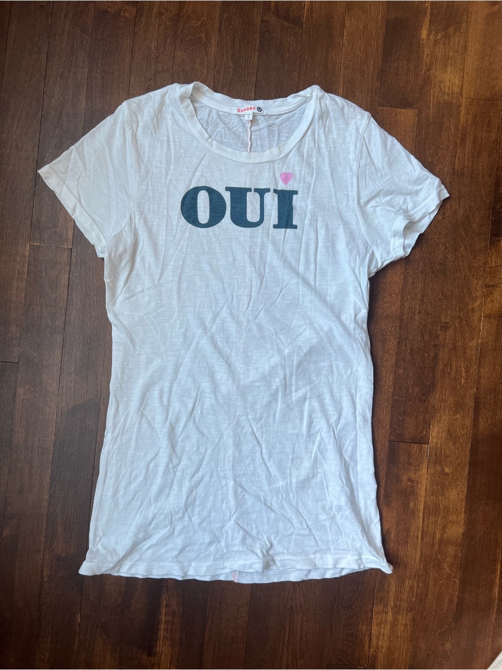 Sundry White 'OUI' Short Sleeve Tee with Pink Heart